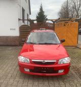 Mazda 323f Kombi ohne TÜV ! SCHECKHEFTGEPF... - gebrauchte Mazda 323 aus dem Jahr 2000