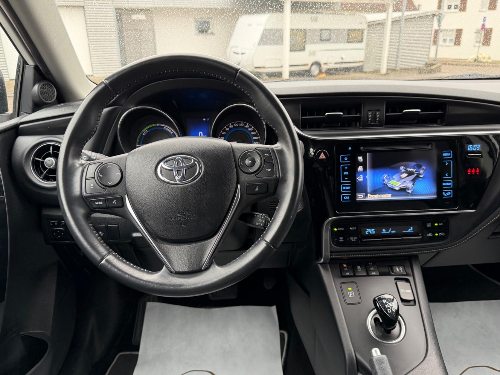 Toyota Auris 1.8 Hybrid Team D*AUTOMATIK*KAM*ALCANTARA*