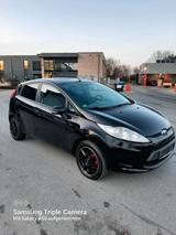 Ford Fiesta Titanium 1,4 Benzin. Klima. TÜ... - Ford Fiesta aus 2011: 1.4