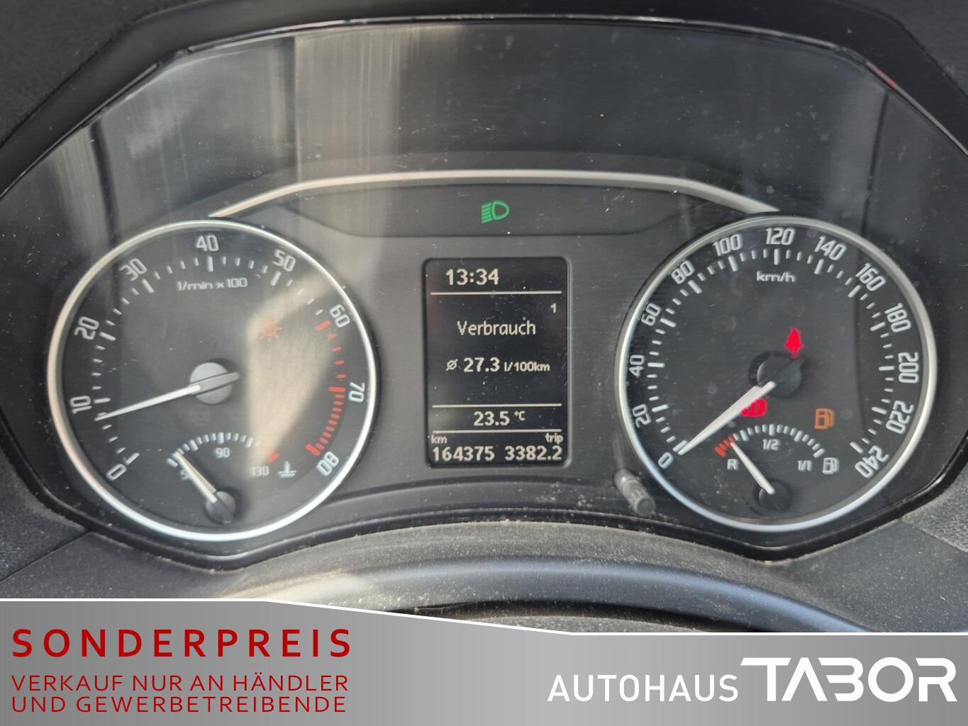 Skoda Octavia 2011 — photo 15