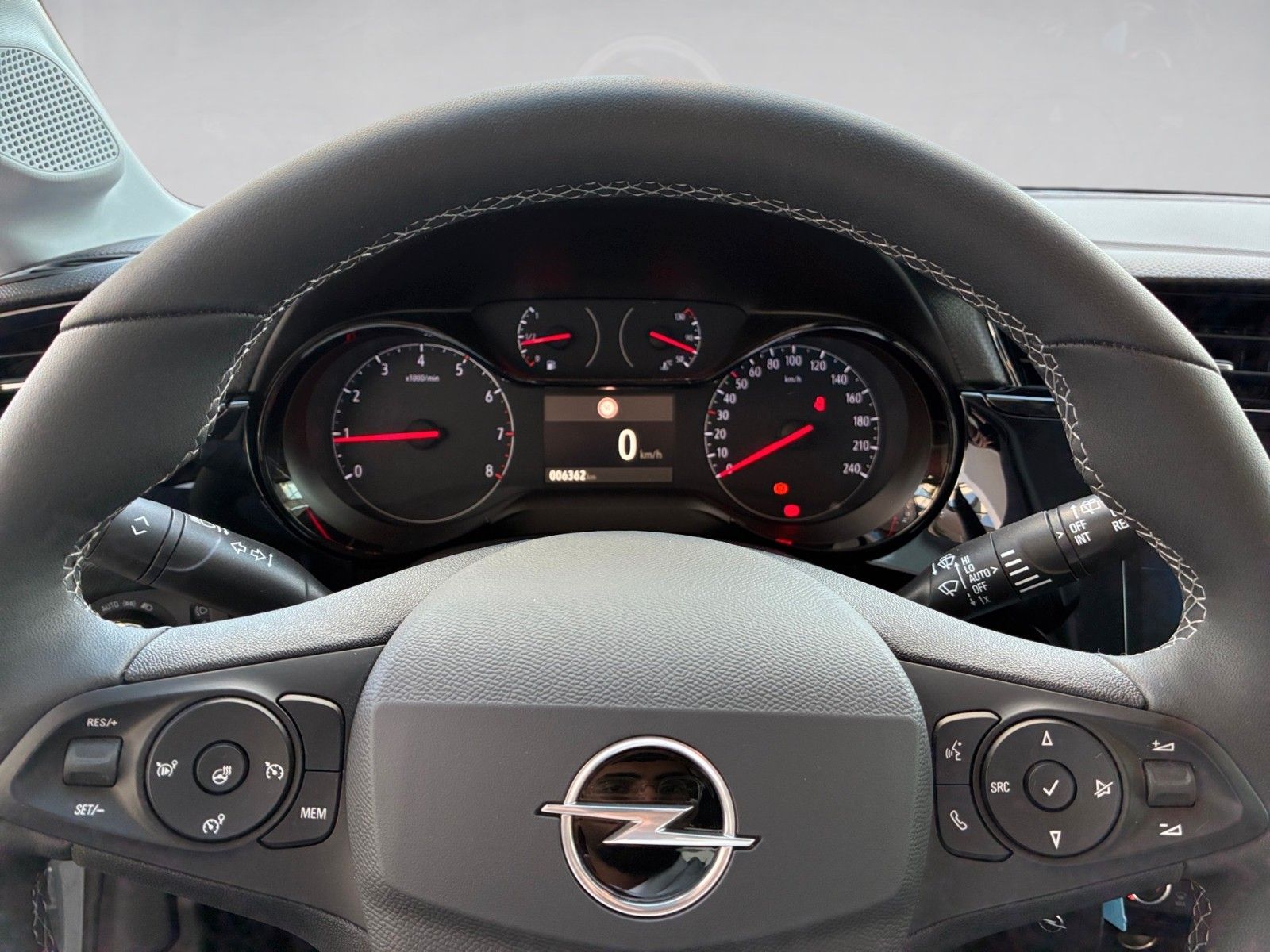 Fahrzeugabbildung Opel Corsa F Edition 100PS SHZ/PDC!