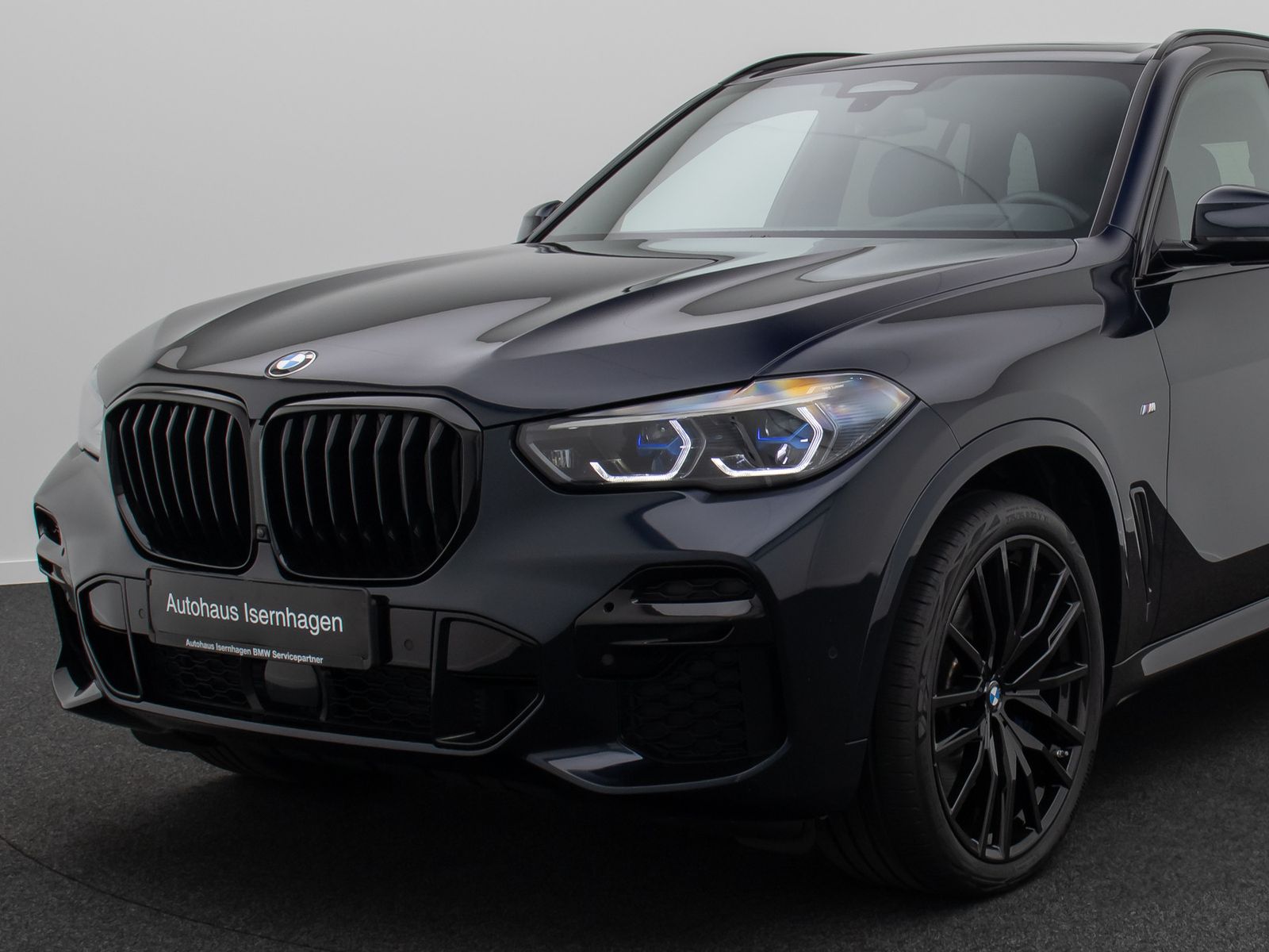 Fahrzeugabbildung BMW X5 xD40d M Sport 360° Laser Panorama H/K ACC 22"