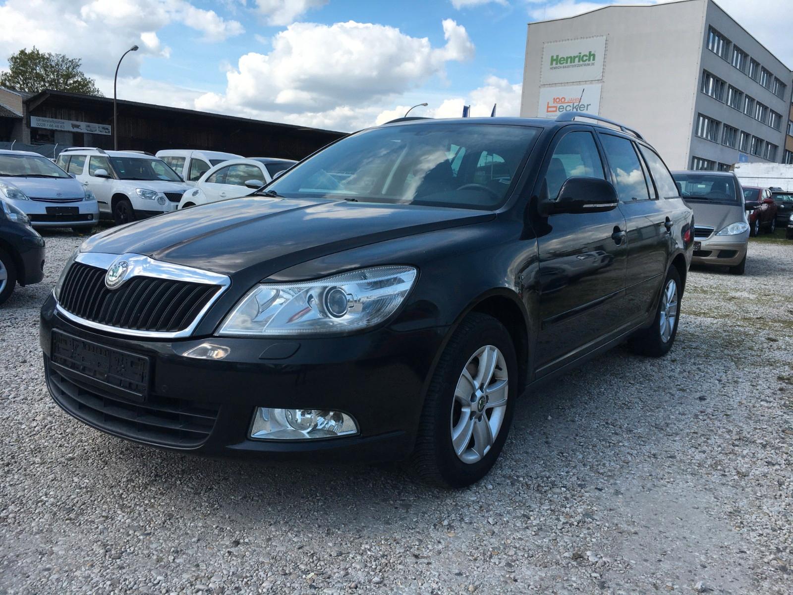 Skoda Octavia Combi Elegance 1.8 AUTOMATIC SHZ