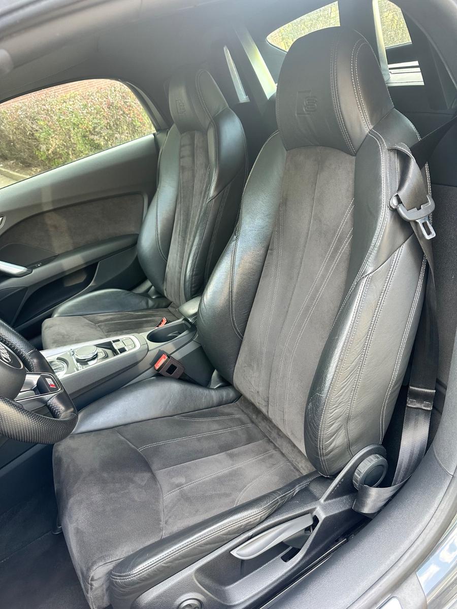 Audi TT Roadster 2.0 TFSI S tronic quattro 