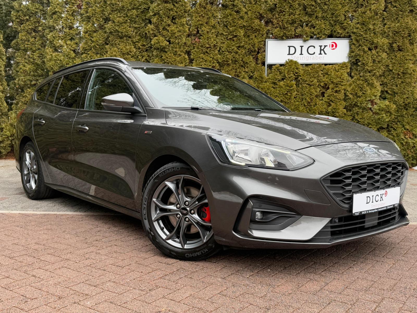Ford Focus 1.5EB ST-Line NAV+SHZ+AHK+PDC+CARPLAY+TEMP