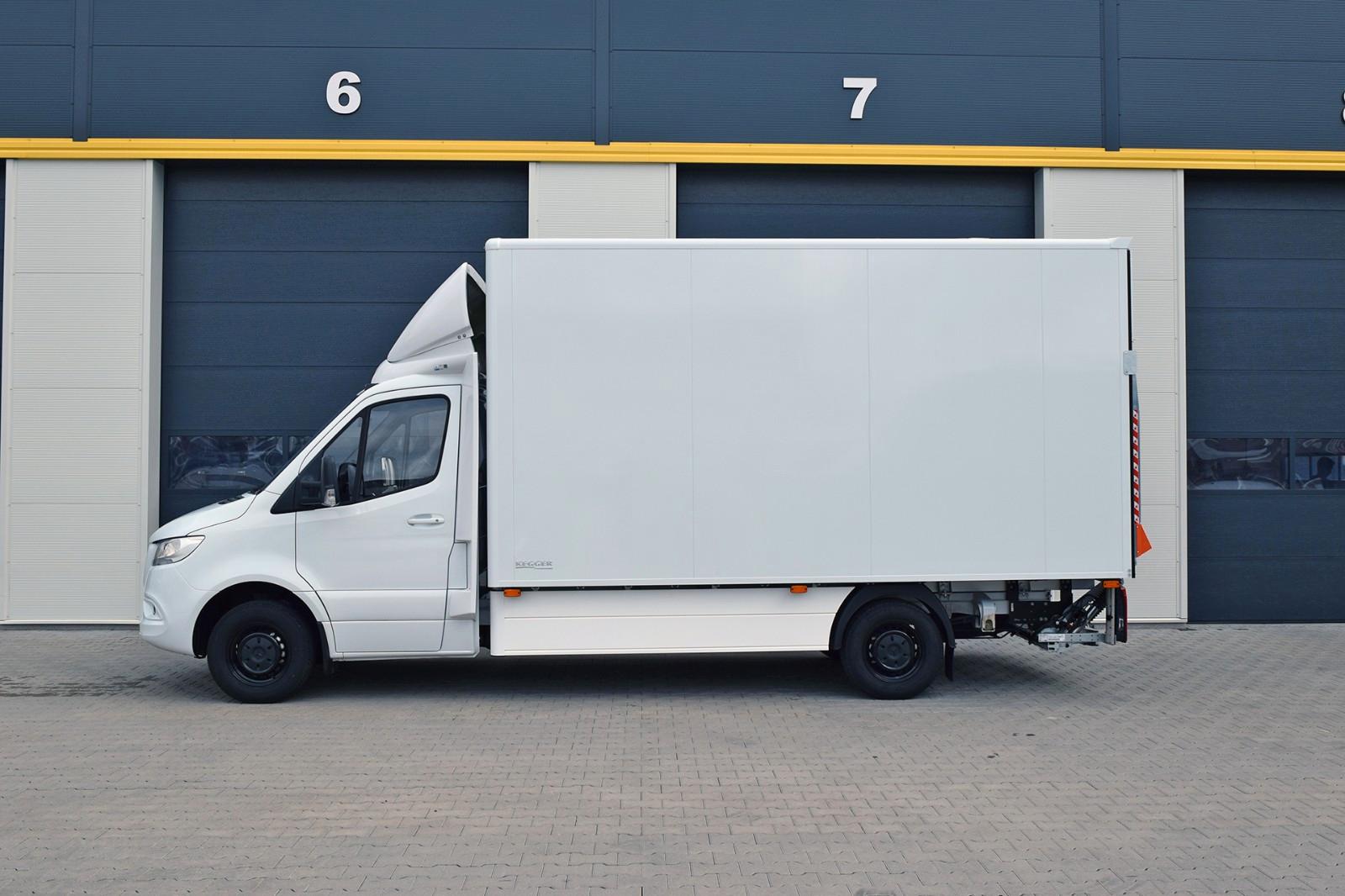 Mercedes-Benz Sprinter 319 3.0 V6 CDI SOFORT AHK/LBW/Kamera