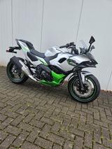 Kawasaki Ninja 7 Hybrid Neuzustand! - SPORTTOURER VON 251 BIS 500 CCM