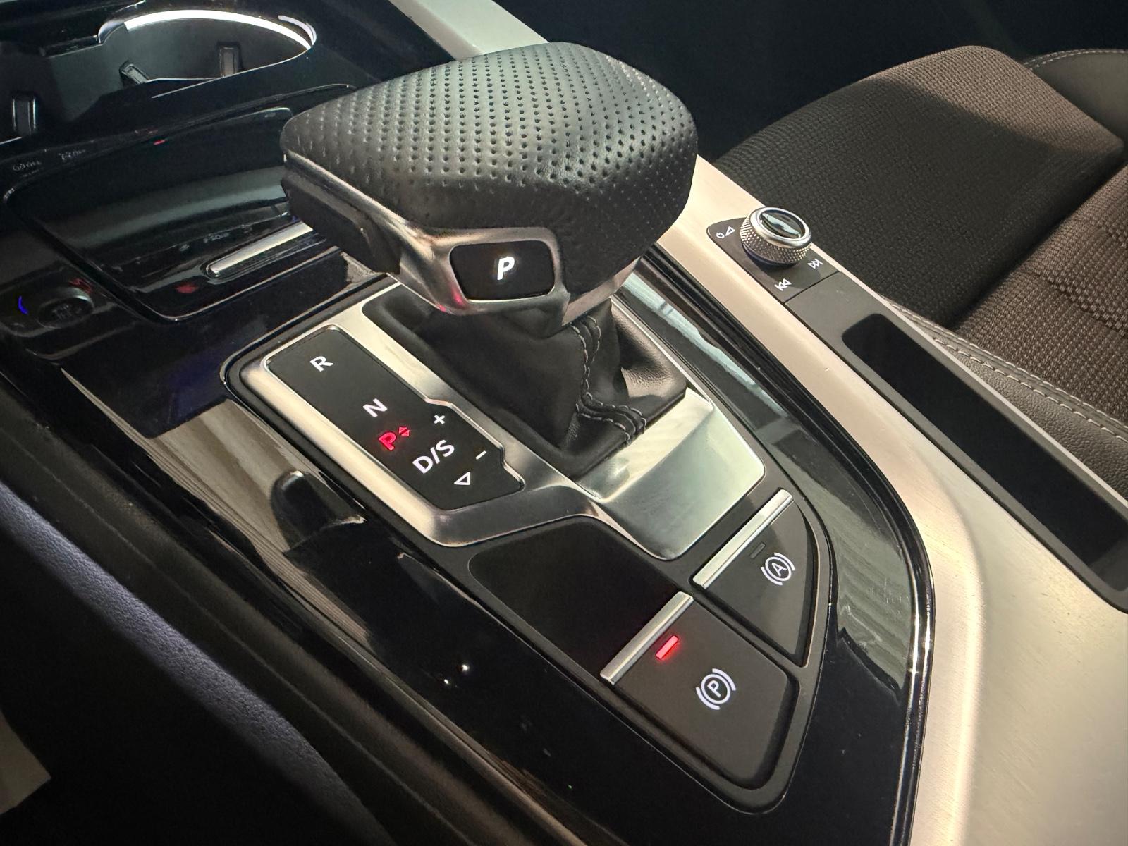 Audi A4 Avant 35 TFSI*S-TRONIC*S-LINE*ACC*LED*BLACK, миниатюра 23