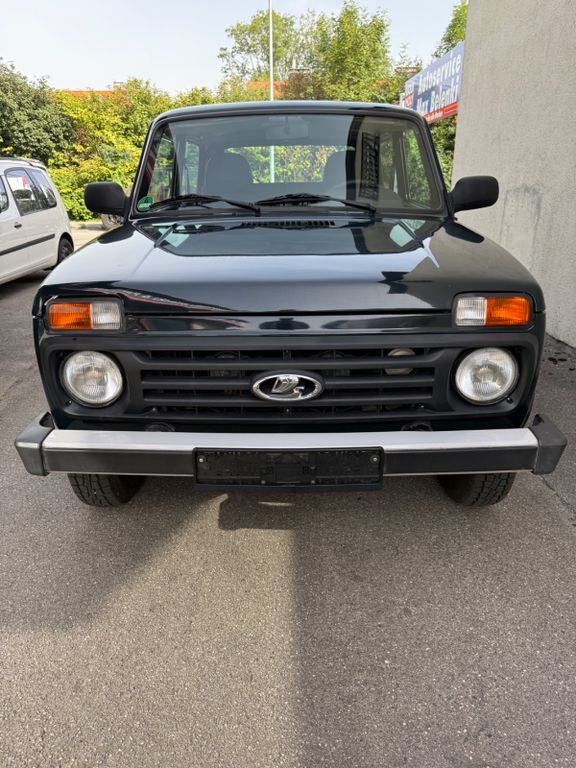 Image of Lada Niva