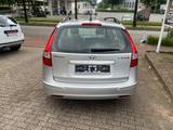 Hyundai i30 cw Classic +Klima+HU/AU neu+ - gebrauchte Hyundai i30 aus dem Jahr 2011