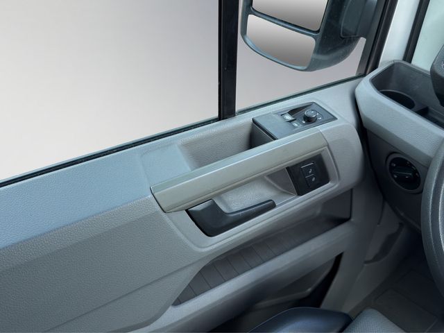 Crafter PLUS 35 2.0 TDI L3H2 FWD