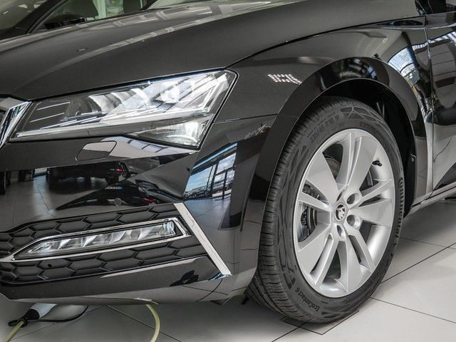 Superb Combi 1.4 iV Style DSG NAVI+MATRIX+AHK