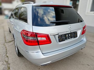 Mercedes E 200 - 7