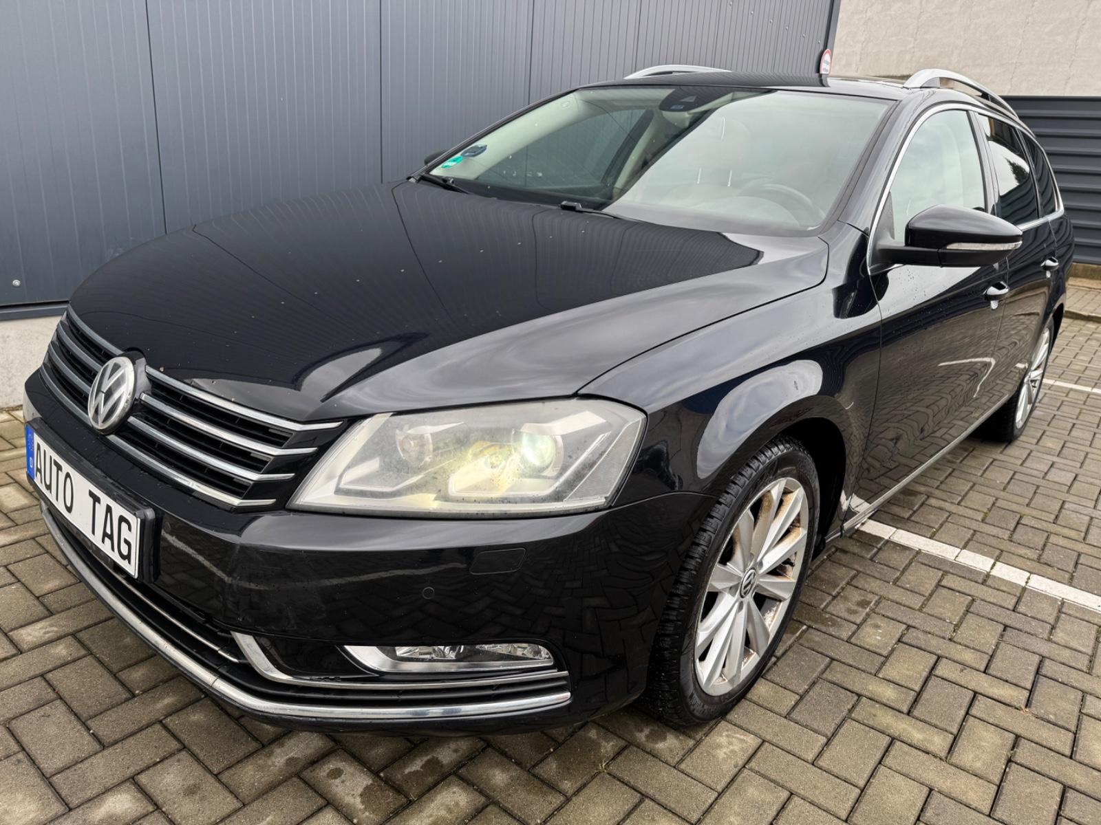 Volkswagen Passat Variant Highline DSG*ACC*Pano*R-Cam*Leder