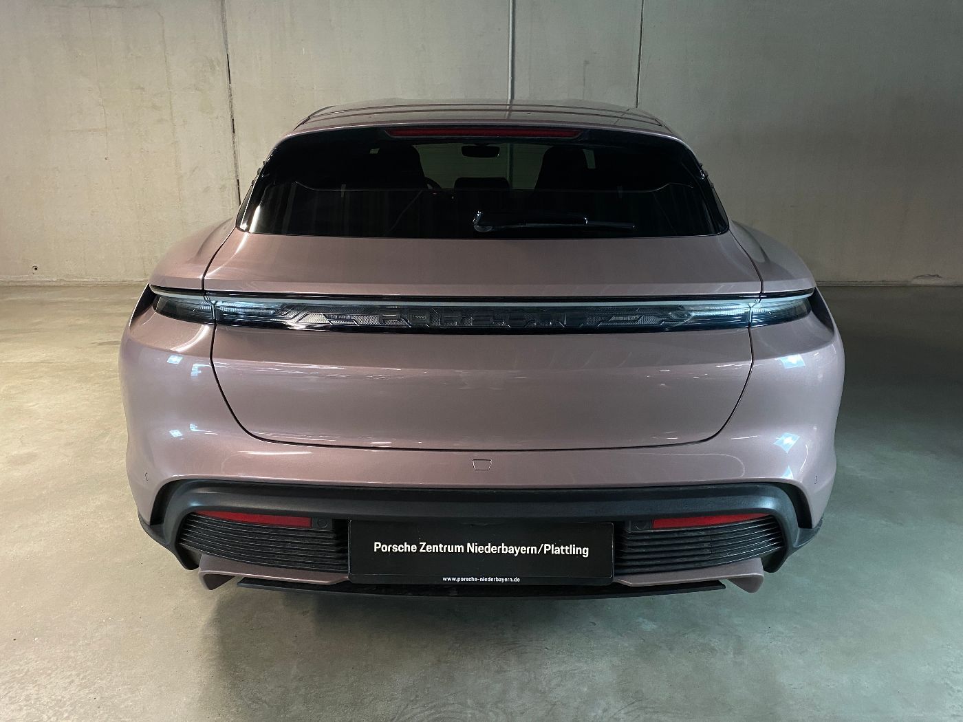 Porsche Taycan 4S Sport Turismo Black Edition foto 6