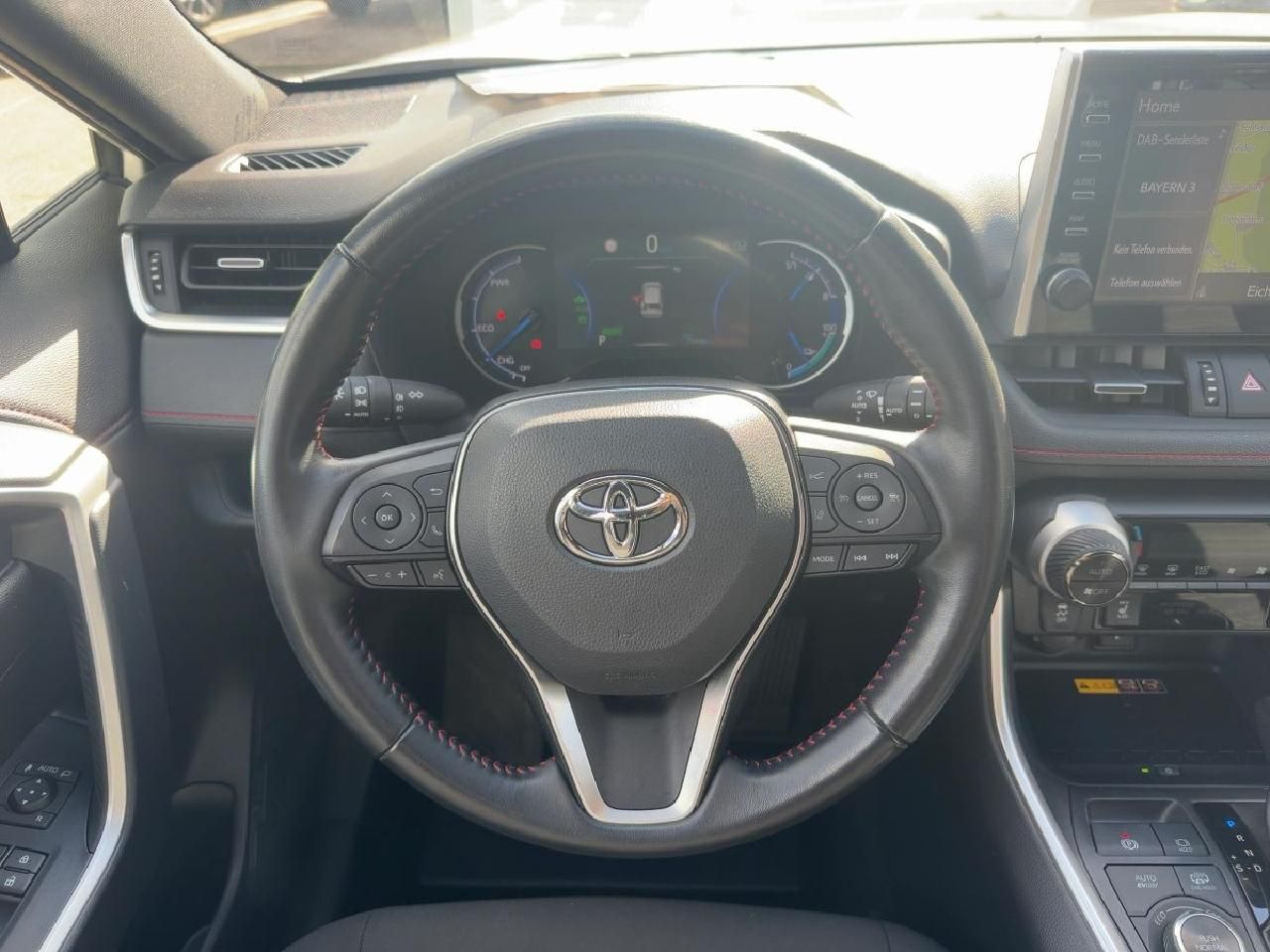 Fahrzeugabbildung Toyota RAV4 2,5 Plug-in Hybrid 4x4*