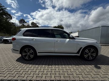 BMW X7 - 3