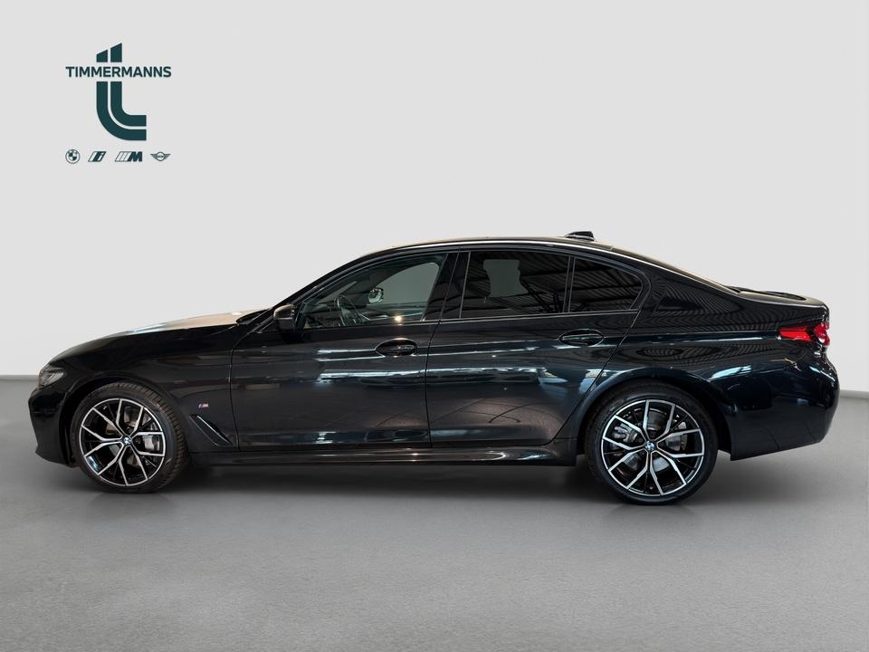 BMW 530d xDrive Navi Leder Tempom.aktiv Glasdach