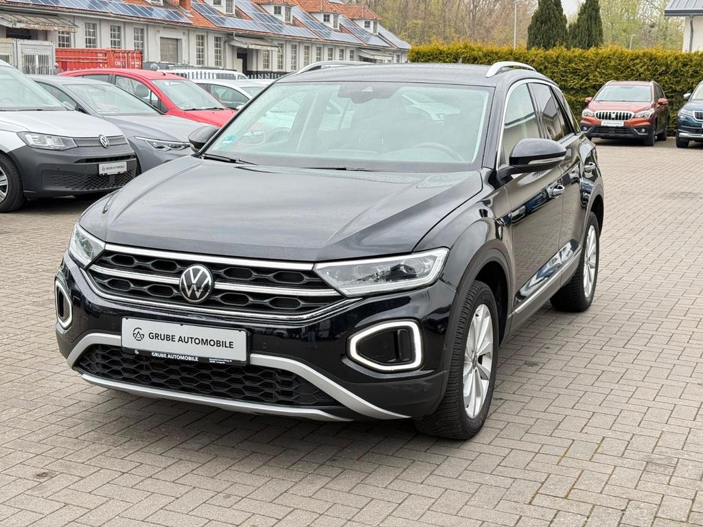 Volkswagen TRoc Style 15 TSI DSGLEDAHKNAVSHZACC 2022