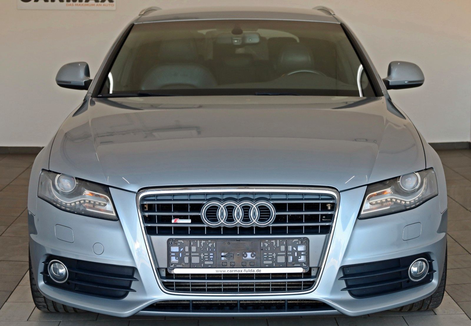 Fahrzeugabbildung Audi A4 Avant S line T.Leder,Navi,Xenon,SH.PDC