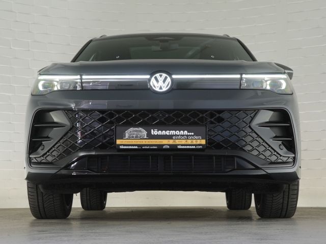 Tiguan R-LINE TDI 4MOTION DSG+AHK+360 GRAD KAMER