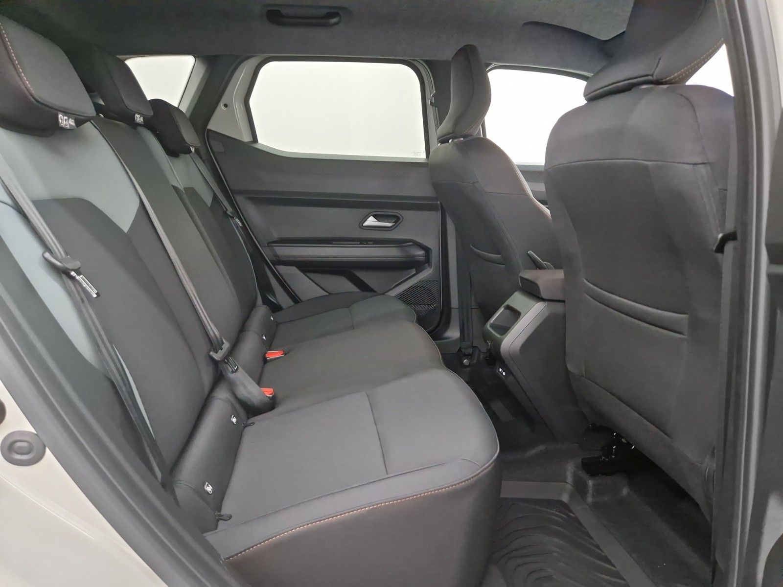 DACIA Duster  Extreme Hybrid 155 Winter-Plus – Bild 11