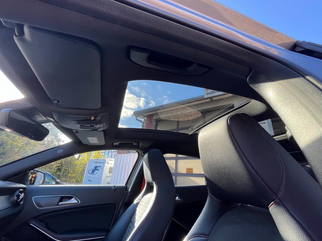 Mercedes-Benz GLA 45 AMG