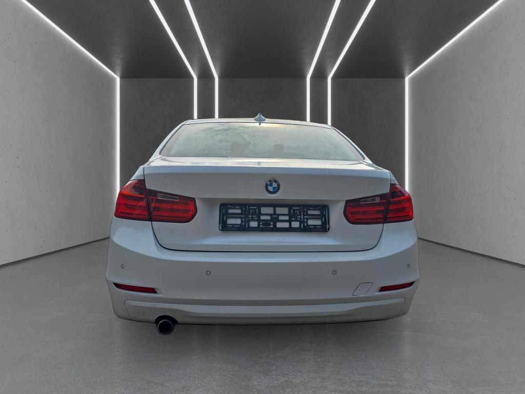 BMW 318