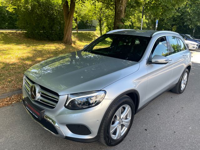 MERCEDES-BENZ GLC 220d 4M AMG Line*Navi*Kam*1HD*LED*AHK*Spur*