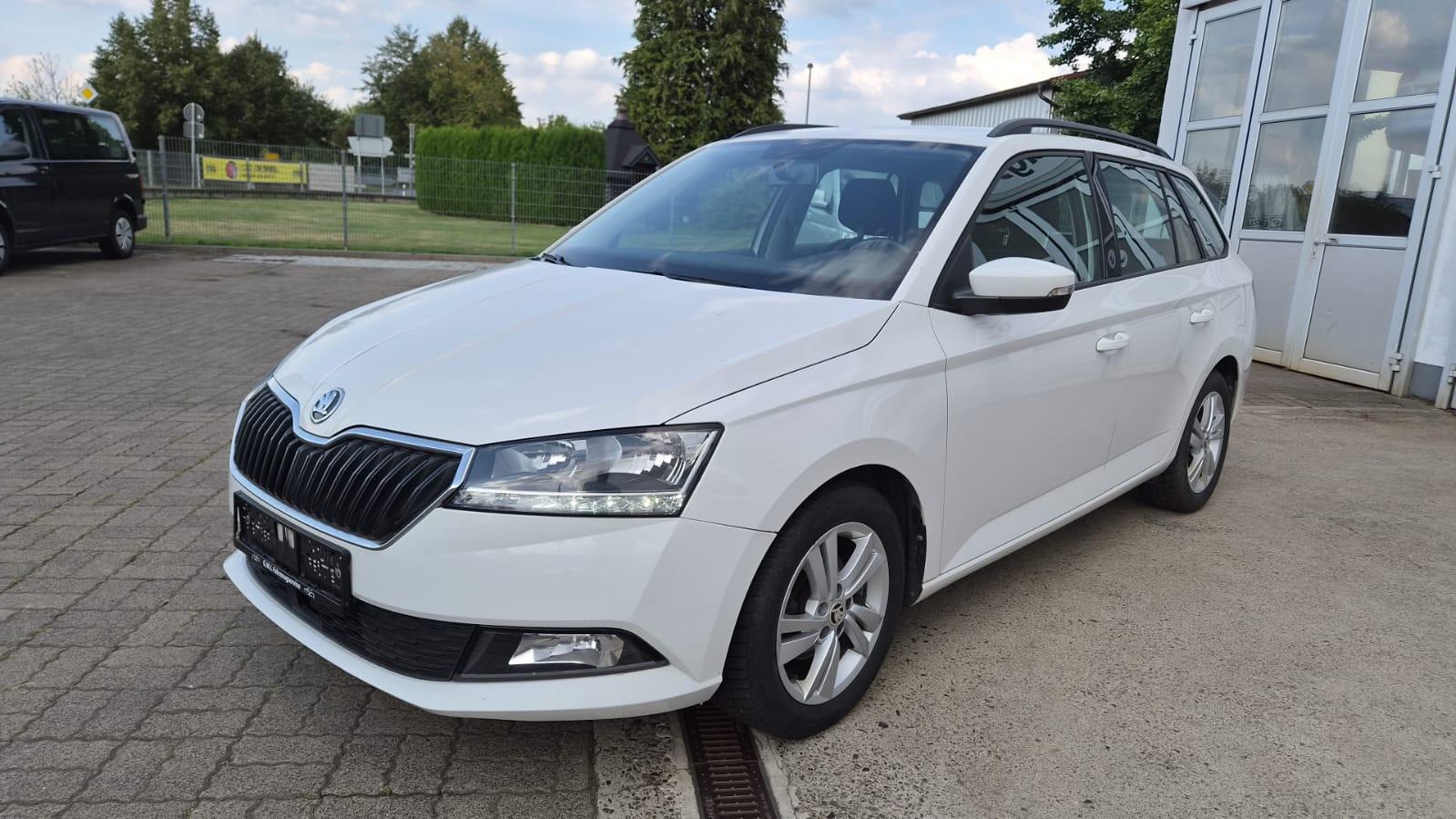 Skoda Fabia Combi 1.0 Ambition AHK PDC ALU