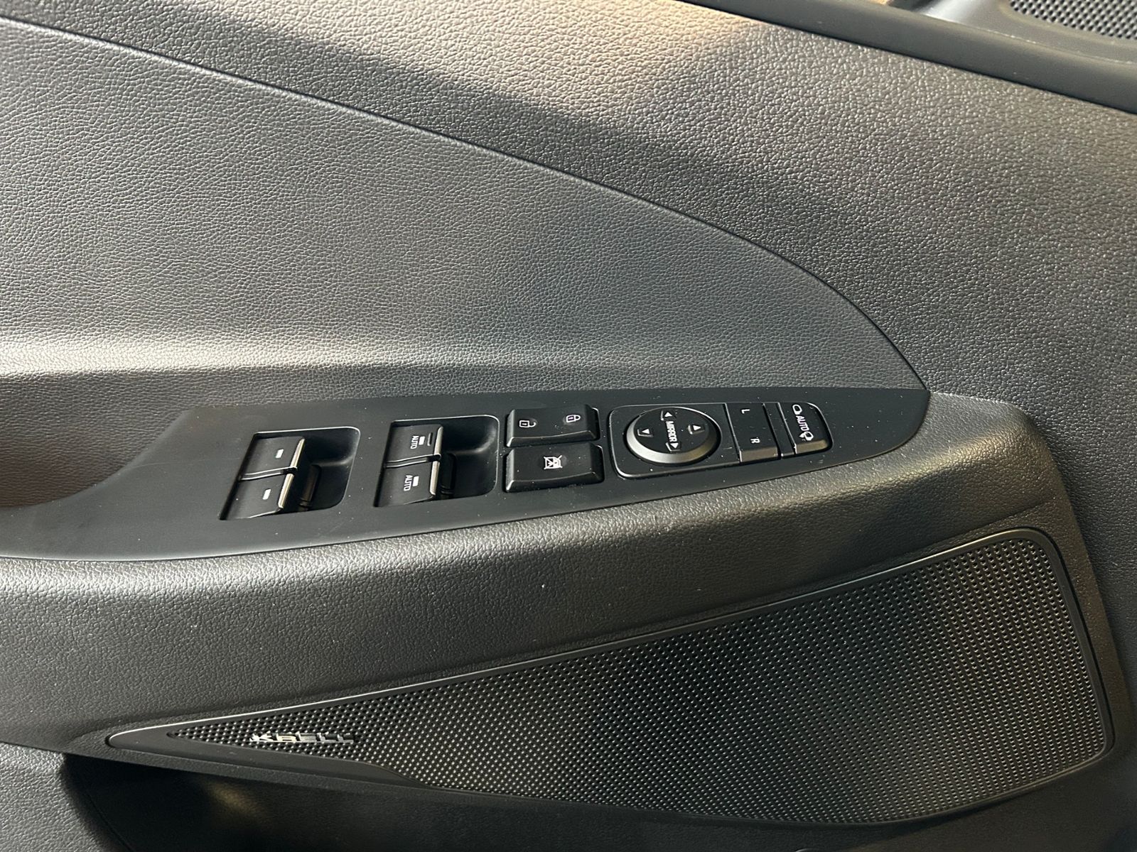 Fahrzeugabbildung Hyundai TUCSON Premium 4WD PANO AHK LED NAVI