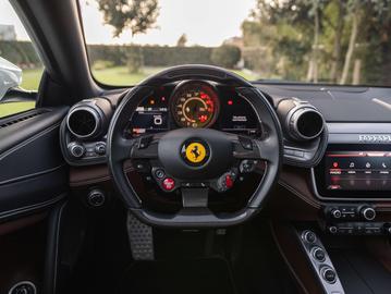 2021 Ferrari GTC4LUSSO — миниатюра 41