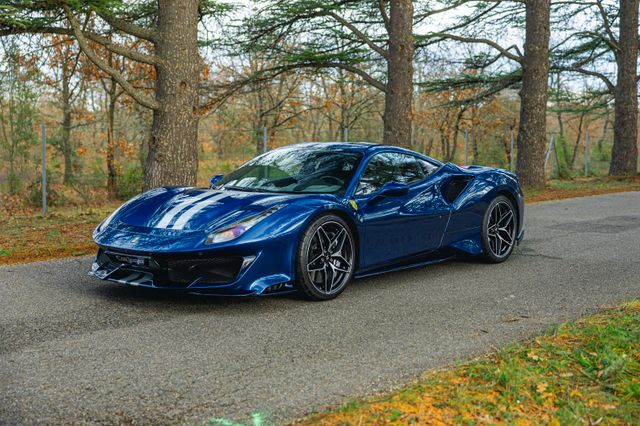 Ferrari 488 Pista