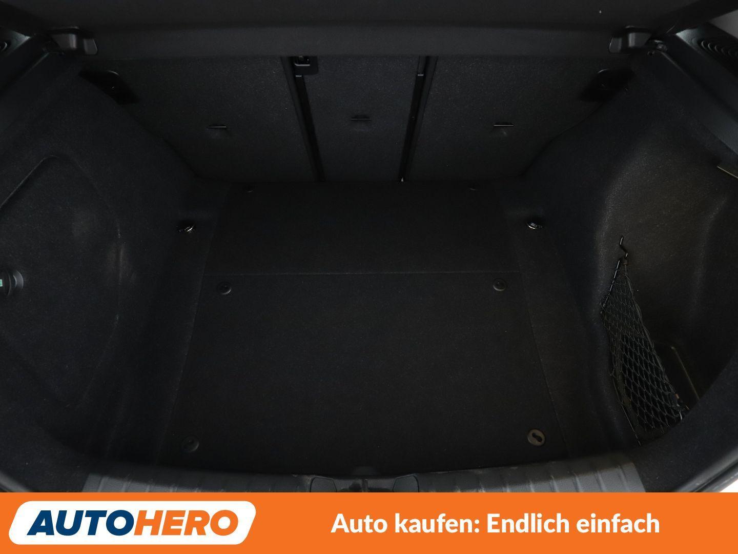 BMW 118i Advantage *NAVI*LED*TEMPO*PDC*SHZ*KLIMA*