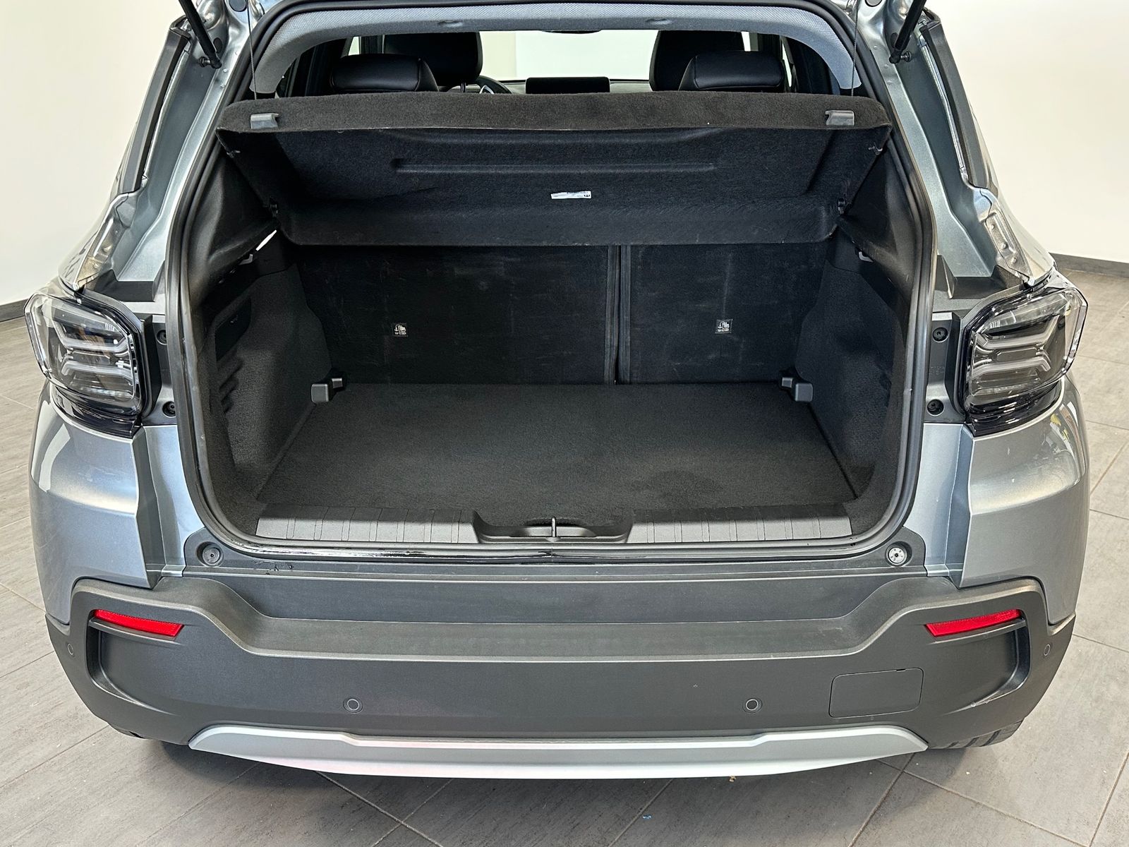 Fahrzeugabbildung Jeep Avenger Altitude Electric LED+SHZ+KEYLESS+VCOCK