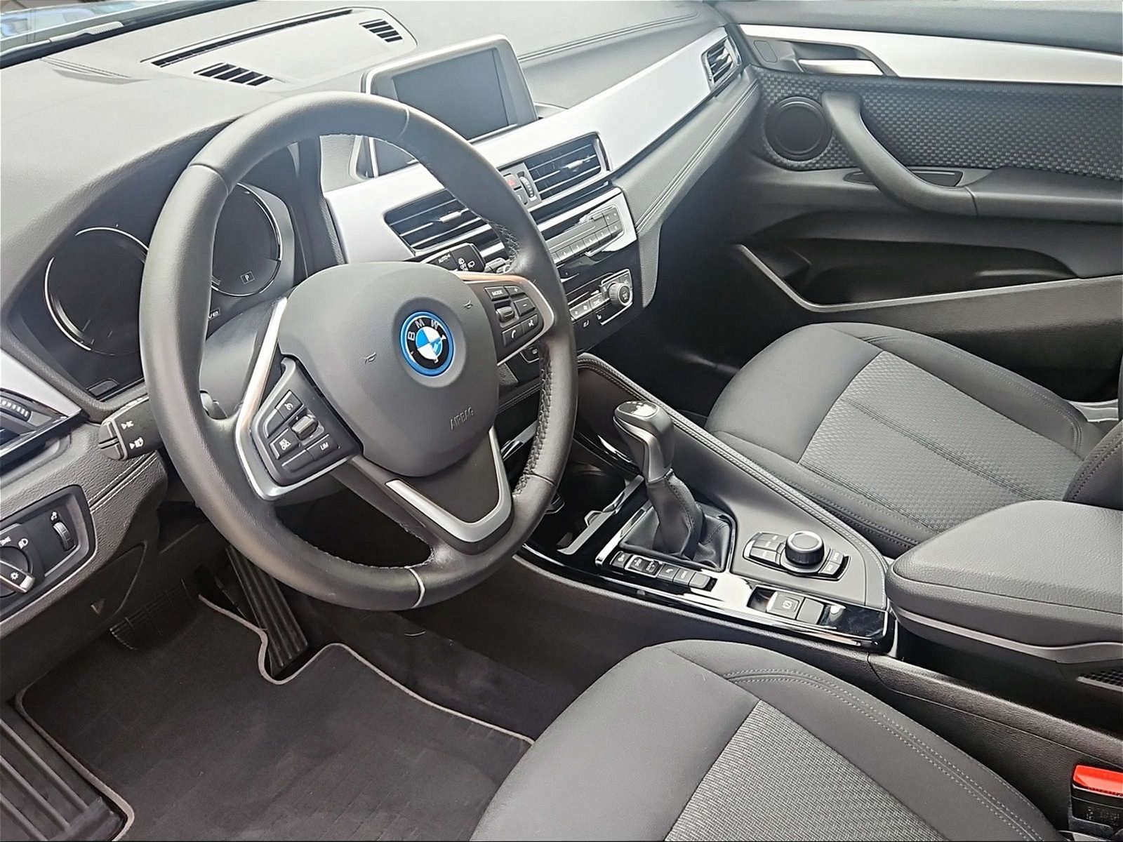 BMW X2 xDrive25e Kamera Driv.Assist LED Sitzheizung foto 5