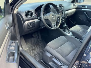Volkswagen Golf - 9