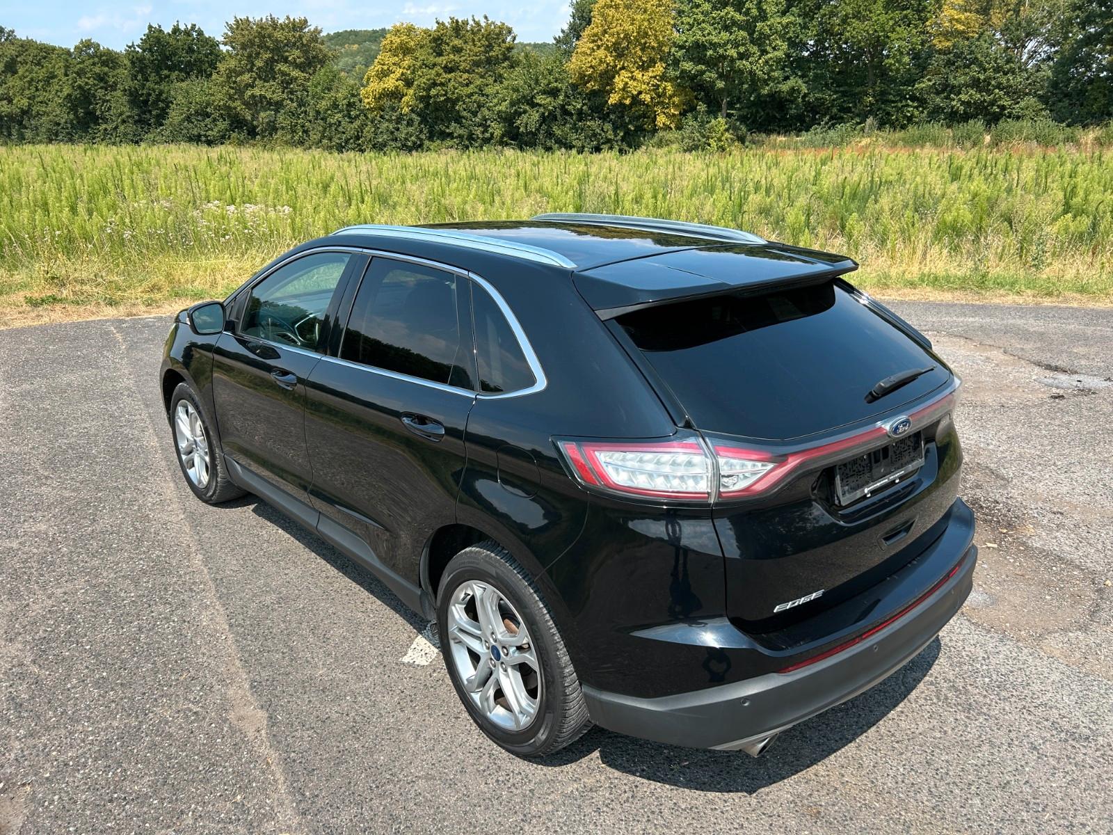 Ford Edge Titanium 2.0 TDCi 4x4 Navi Klimaauto. Leder