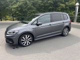 Volkswagen Touran 2.0 TDI SCR DSG / AHK/ R-Line - Volkswagen Touran mit Diesel-Antrieb: Kleinbus, R Line