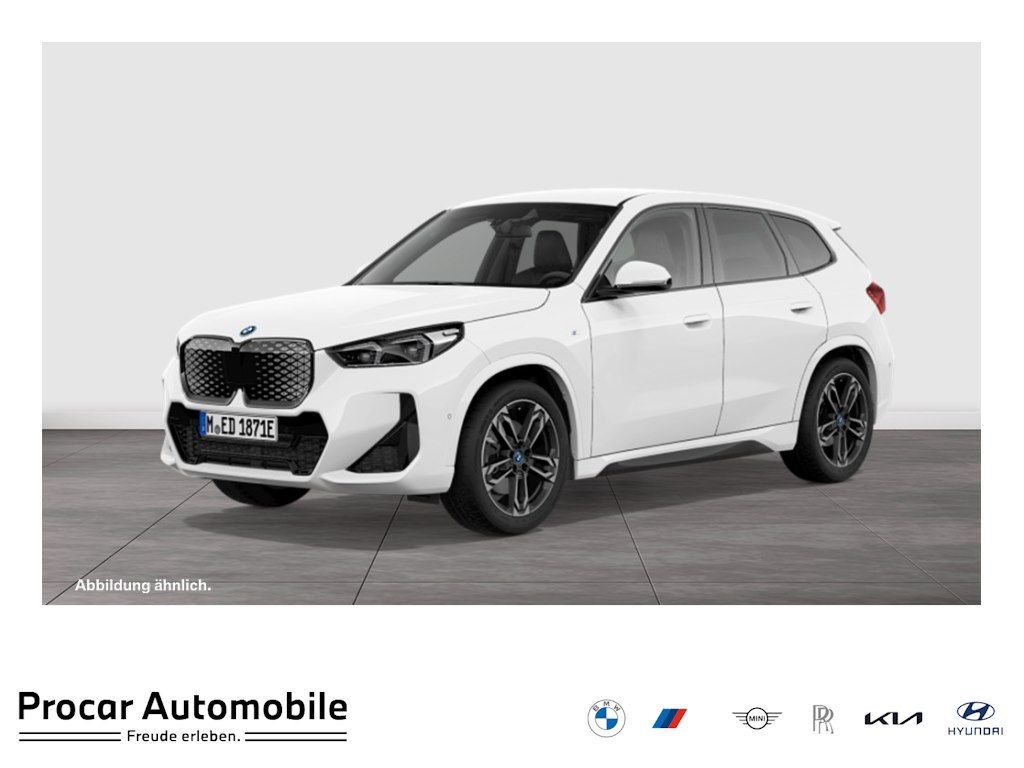 Image of BMW iX1