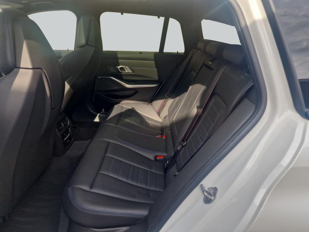 BMW M340d Touring xDrive, LED, SHZ, Panoramadach