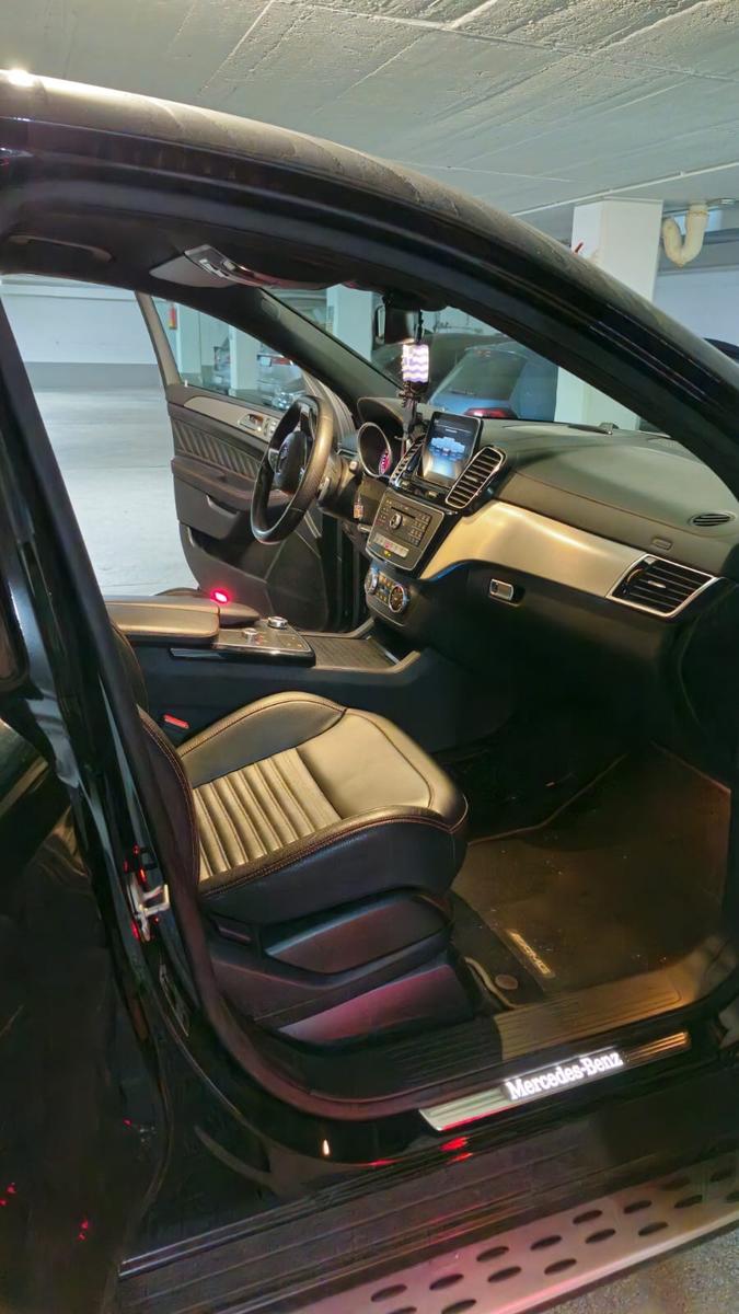 Mercedes-Benz GLE 350 d 4MATIC AMG Line