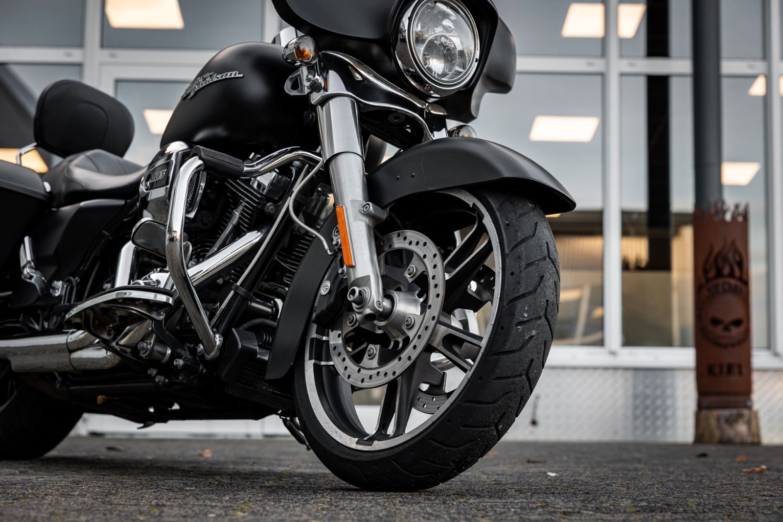 Fahrzeugabbildung Harley-Davidson FLHX Street Glide 103 cui - Vance & Hines - - -