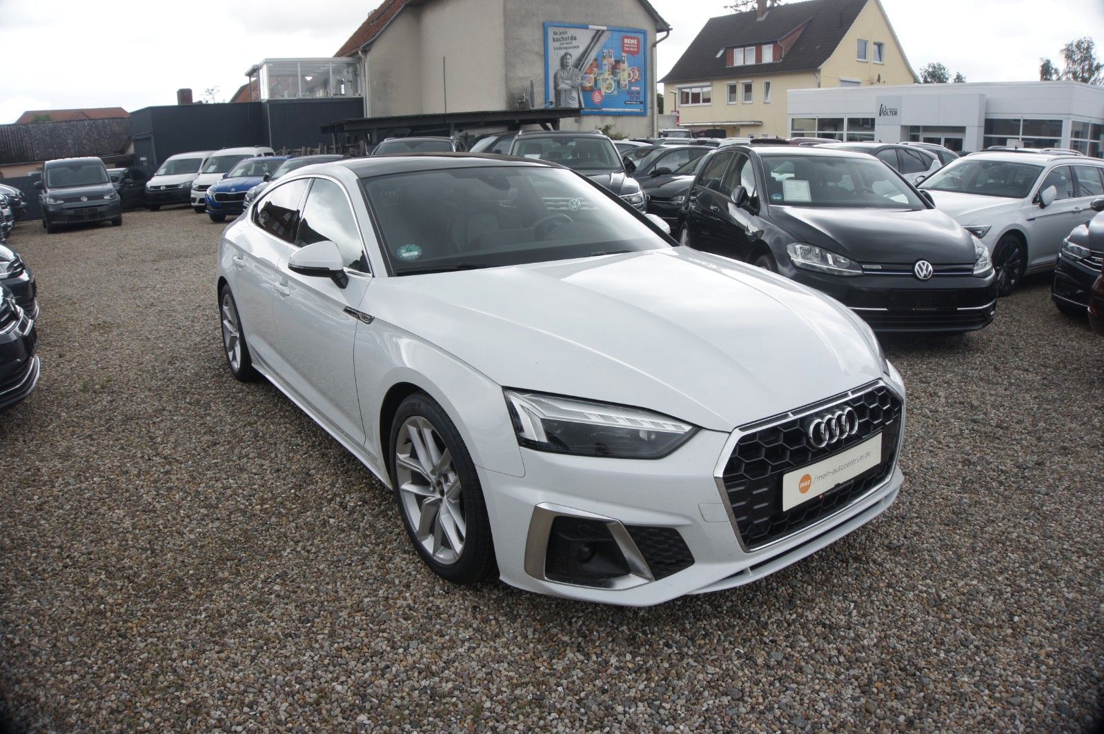 Fahrzeugabbildung Audi A5 Sportback TDI S Line LED AHK NAVI PANO