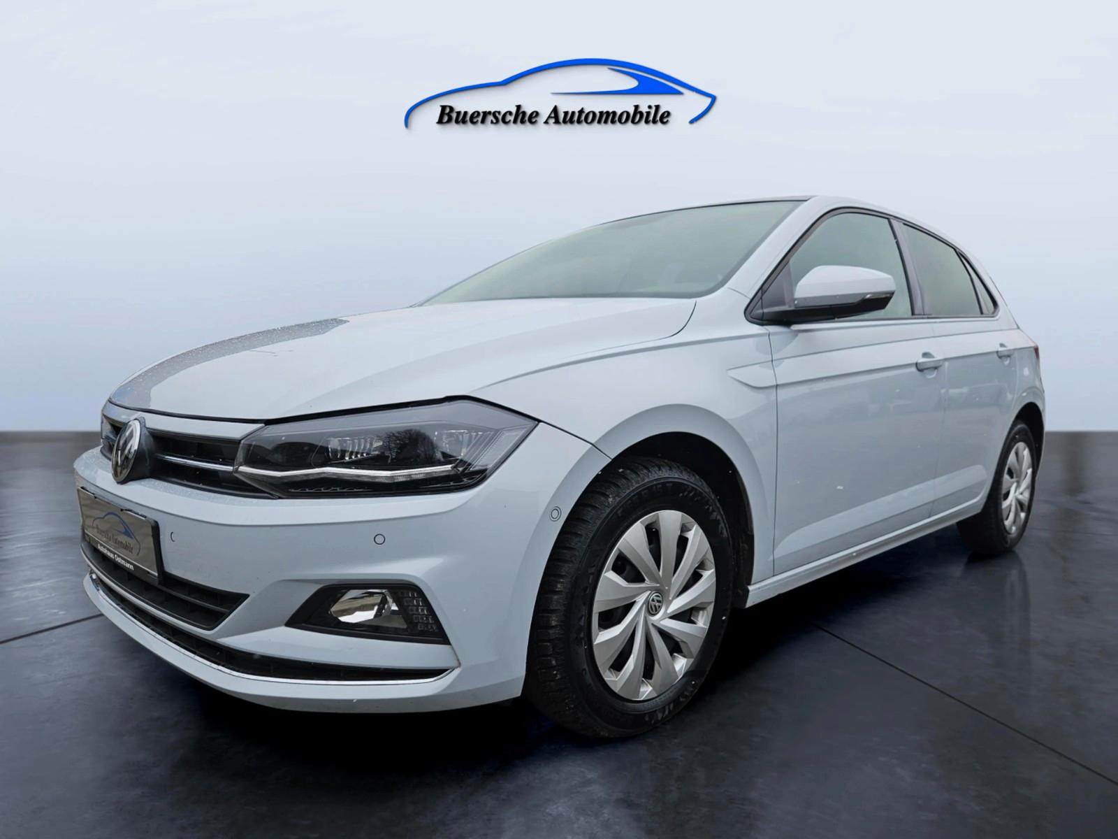 Volkswagen Polo VI Highline DSG Panorama Navi LED Keyless