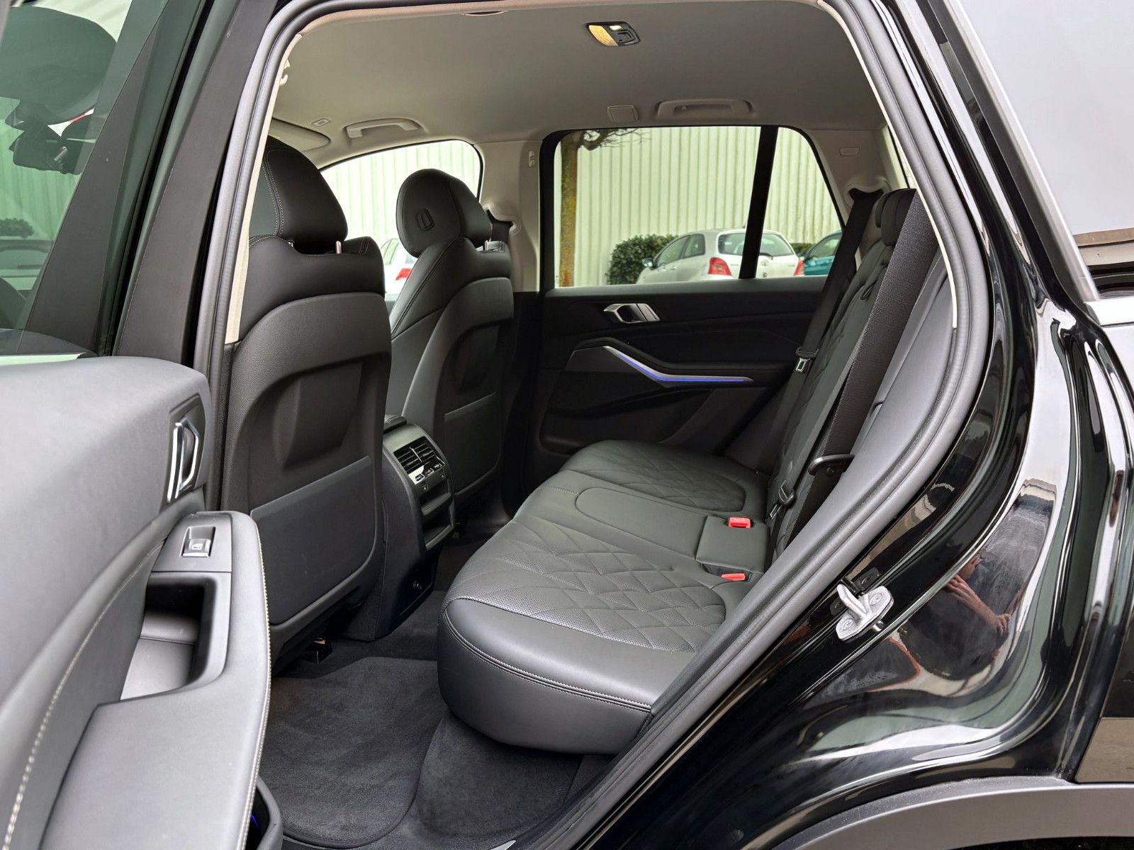 Fahrzeugabbildung BMW X5 xDrive 40i Steptr. ACC 360° LED CarPlay SHZ