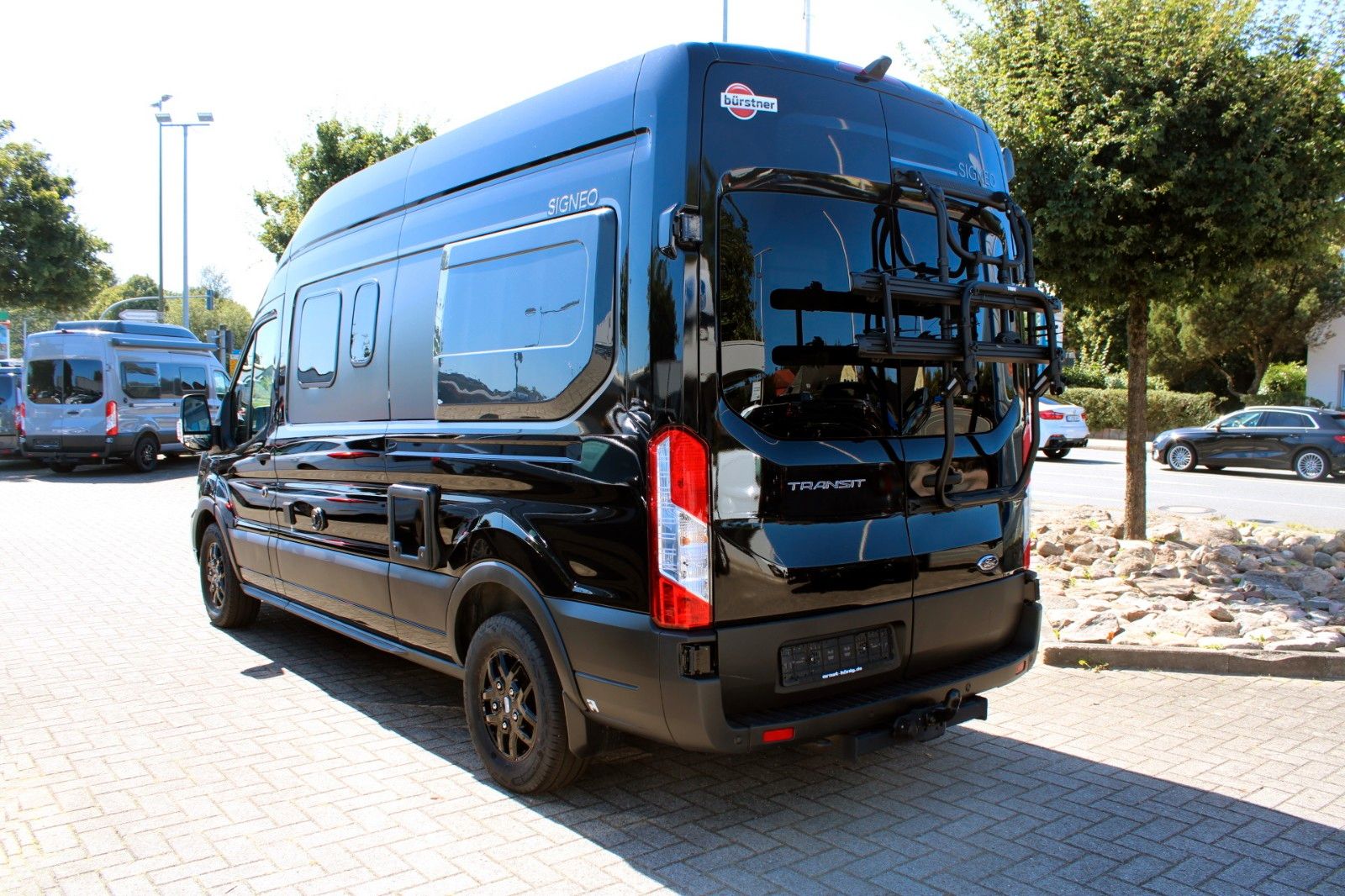 Fahrzeugabbildung Bürstner Ford SIGNEO Automatik + AHK SOFORT LIEFERBAR