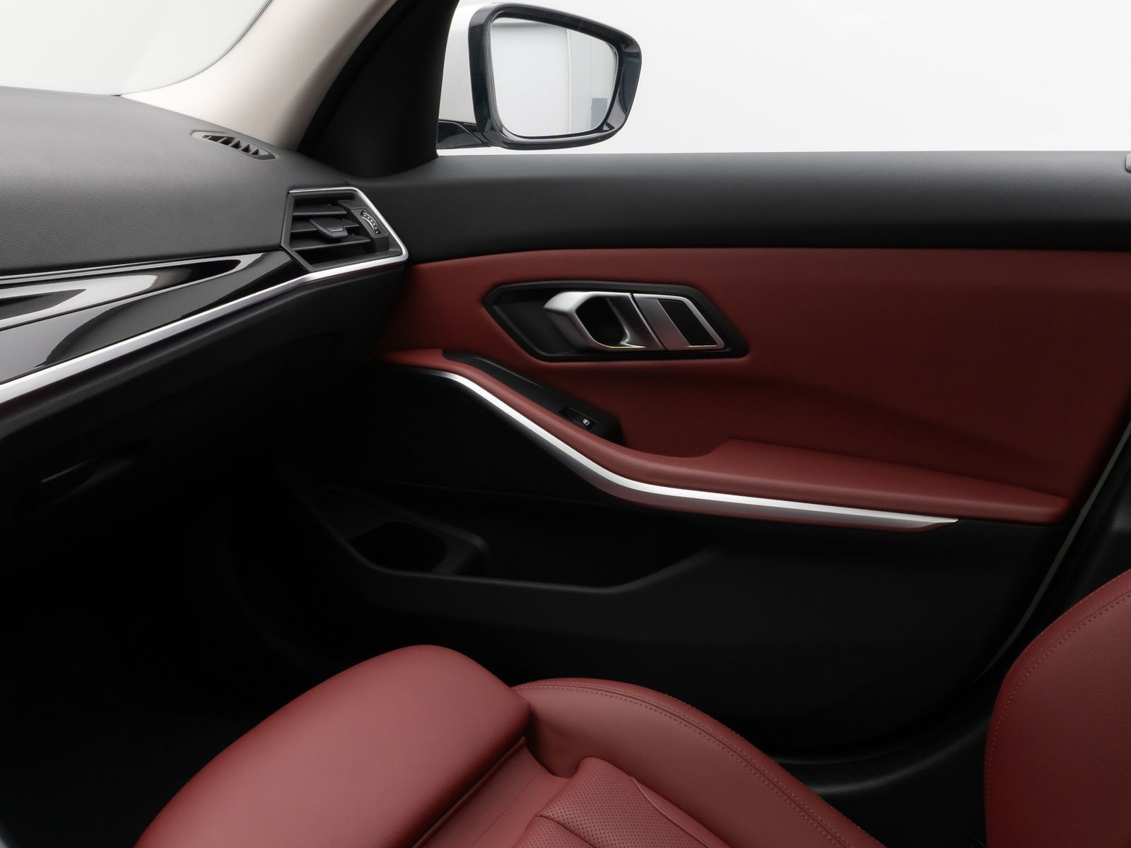 Fahrzeugabbildung BMW 330e xD Panorama DAB CockPit+ Widscr Sport Leder
