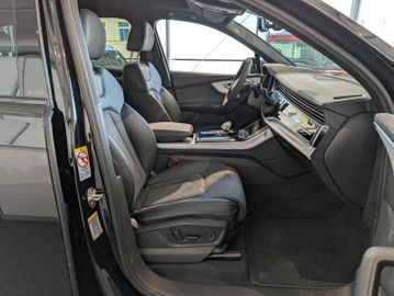 Audi Q7 50 TDI quattro S line