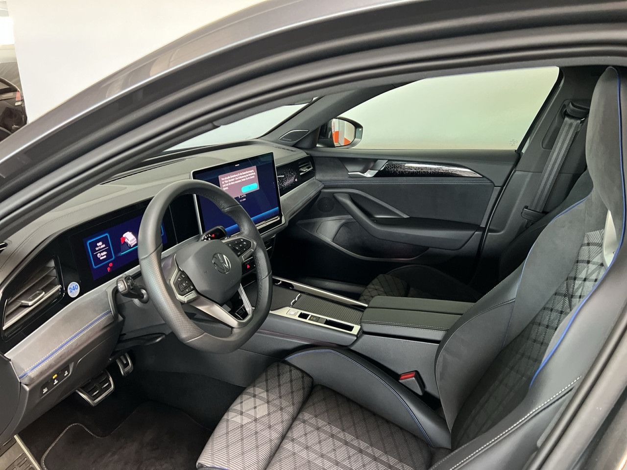 Volkswagen Passat R-Line 4Motion 2.0 TDI DSG AHK STANDHZG foto 5